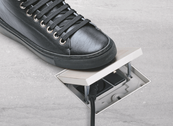 KFH100/74 - Black Metal Finish -Empty Power and data spaces - Manual Twist/turn lock - Image 5
